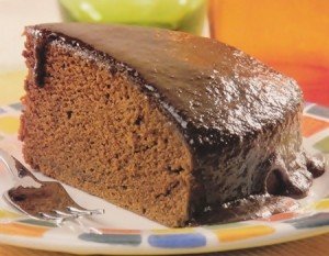 Receita de bolo de chocolate com cobertura