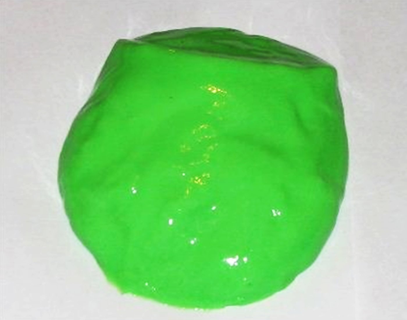 As crianças vão adorar esta receita de Slime caseiro seguro e fácil!