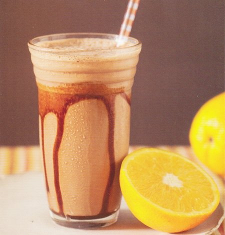 Frapê de chocolate com laranja