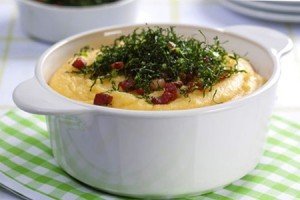 Receita de angu cremoso com bacon e couve