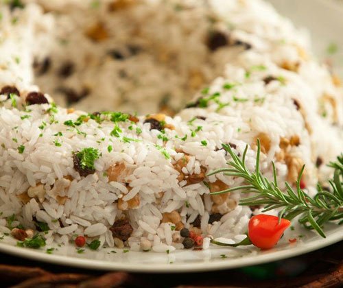 Arroz com lentilha e frutas secas