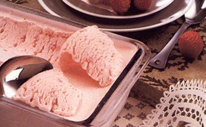 Receita de sorvete caseiro de morango