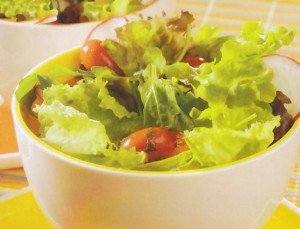 Receita de salada de folhas verdes