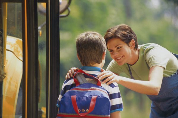 Volta às aulas e adaptação da criança que começa na escola