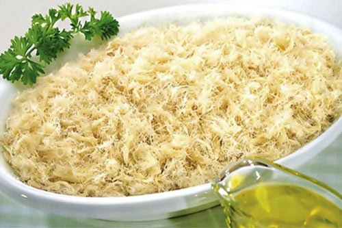 Como desfiar e congelar bacalhau