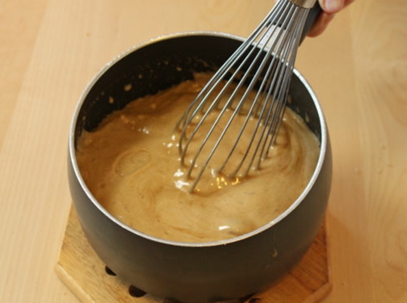 Como fazer pipoca caramelada